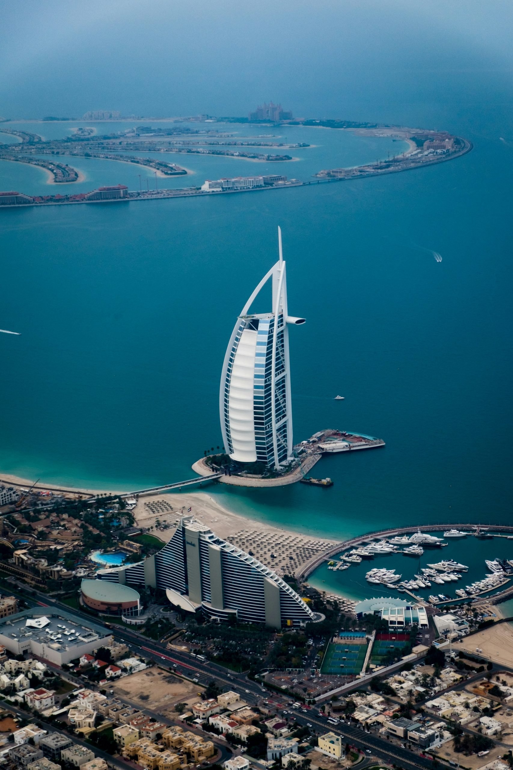 Dominating the Dubai Market: Must-Have Digital Marketing Tools