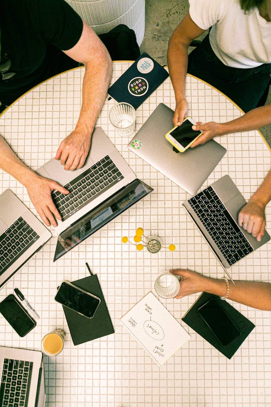 Unlock Your Brands Potential: Collaborate with an Influencer Marketing Agency